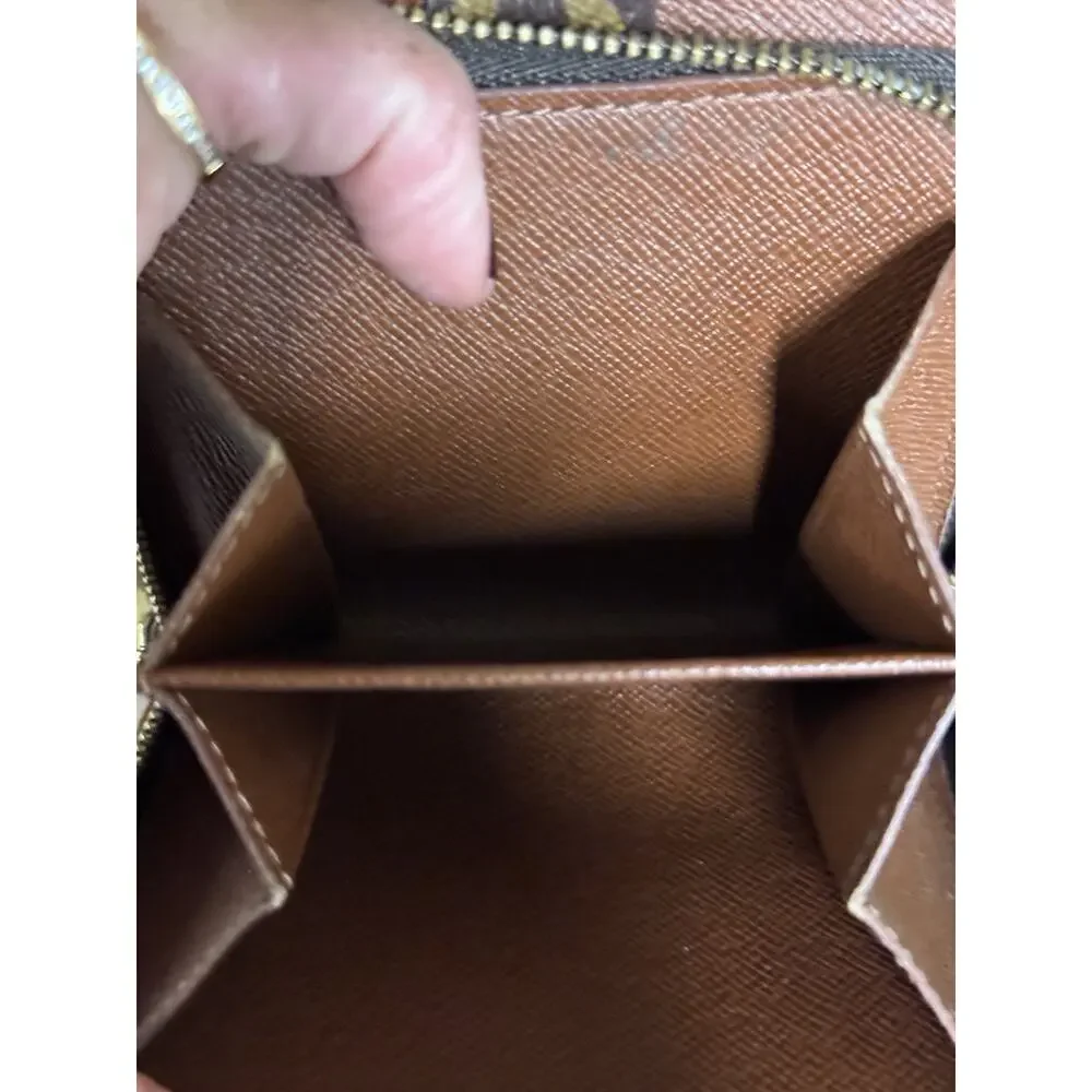 Louis Vuitton Monogram Compact Zip Bifold Wallet w/ Dustbag Giftable - Picture 7 of 8